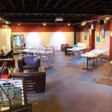 Brussels Hello Hostel Koekelberg Zewnętrze zdjęcie