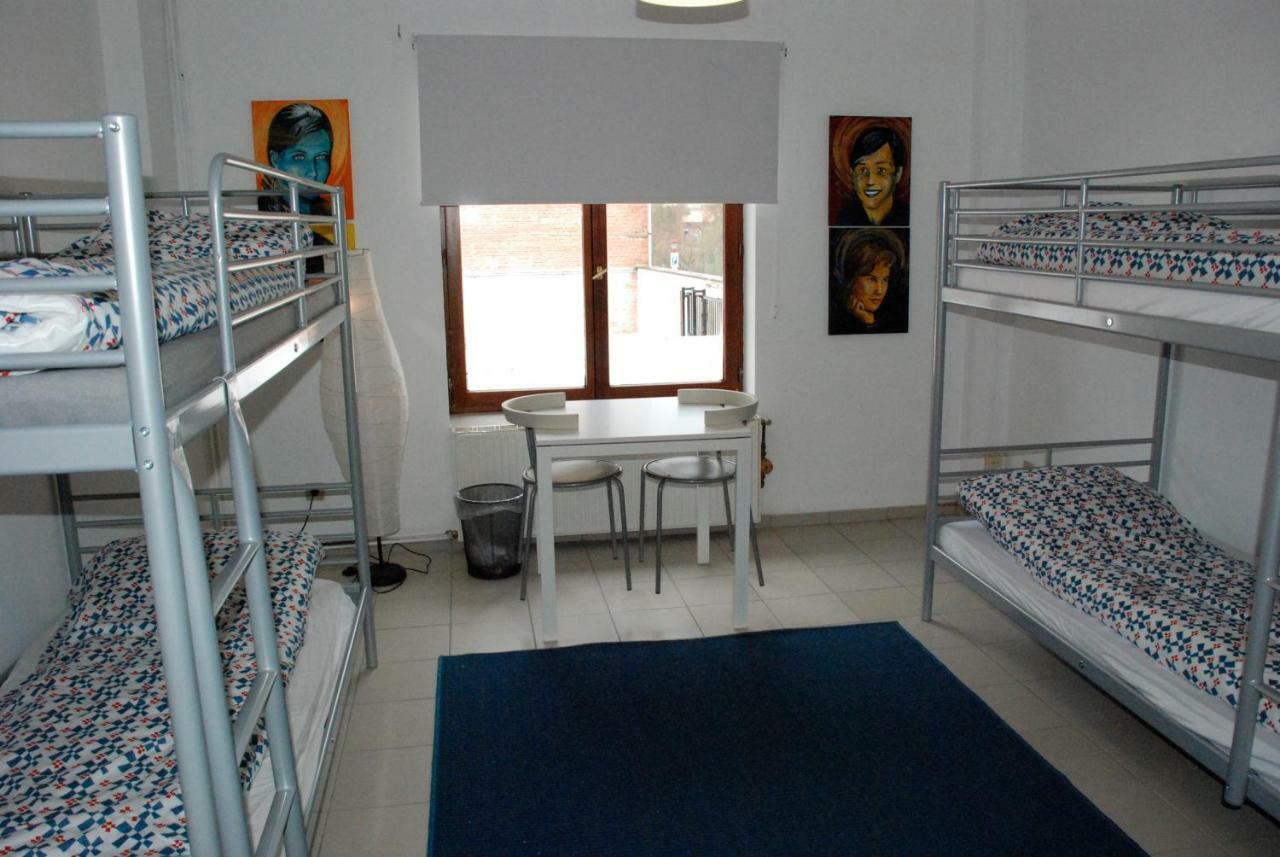 Brussels Hello Hostel Koekelberg Zewnętrze zdjęcie
